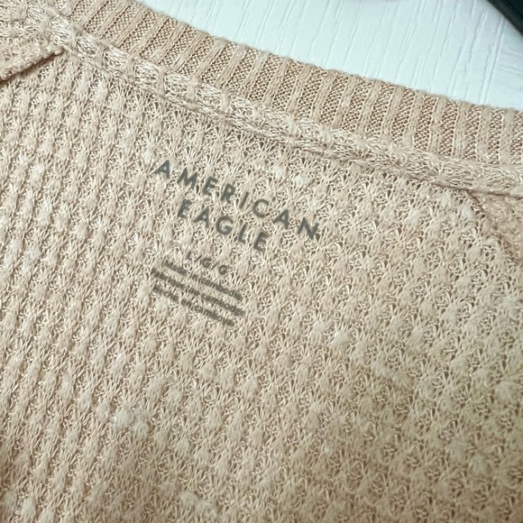 American Eagle Outfitters | cream soft long sleeve v neck shirt - L - Picture 3 of 6